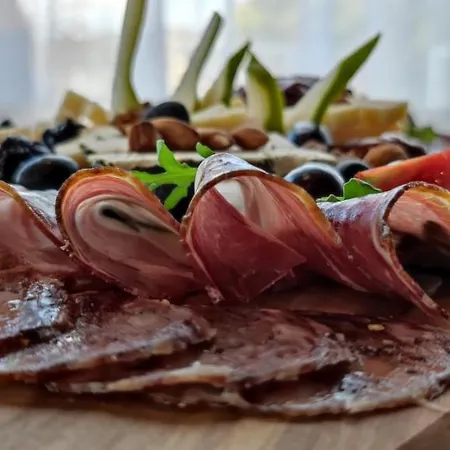 Hotel Joy 5 & Bělehrad