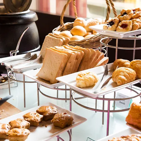 ホテル Joy 5 & ベオグラード