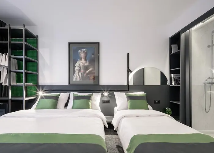 Ξενοδοχείο Joy 5 & 4*