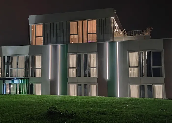 Ξενοδοχείο Joy 5 & Βελιγράδι